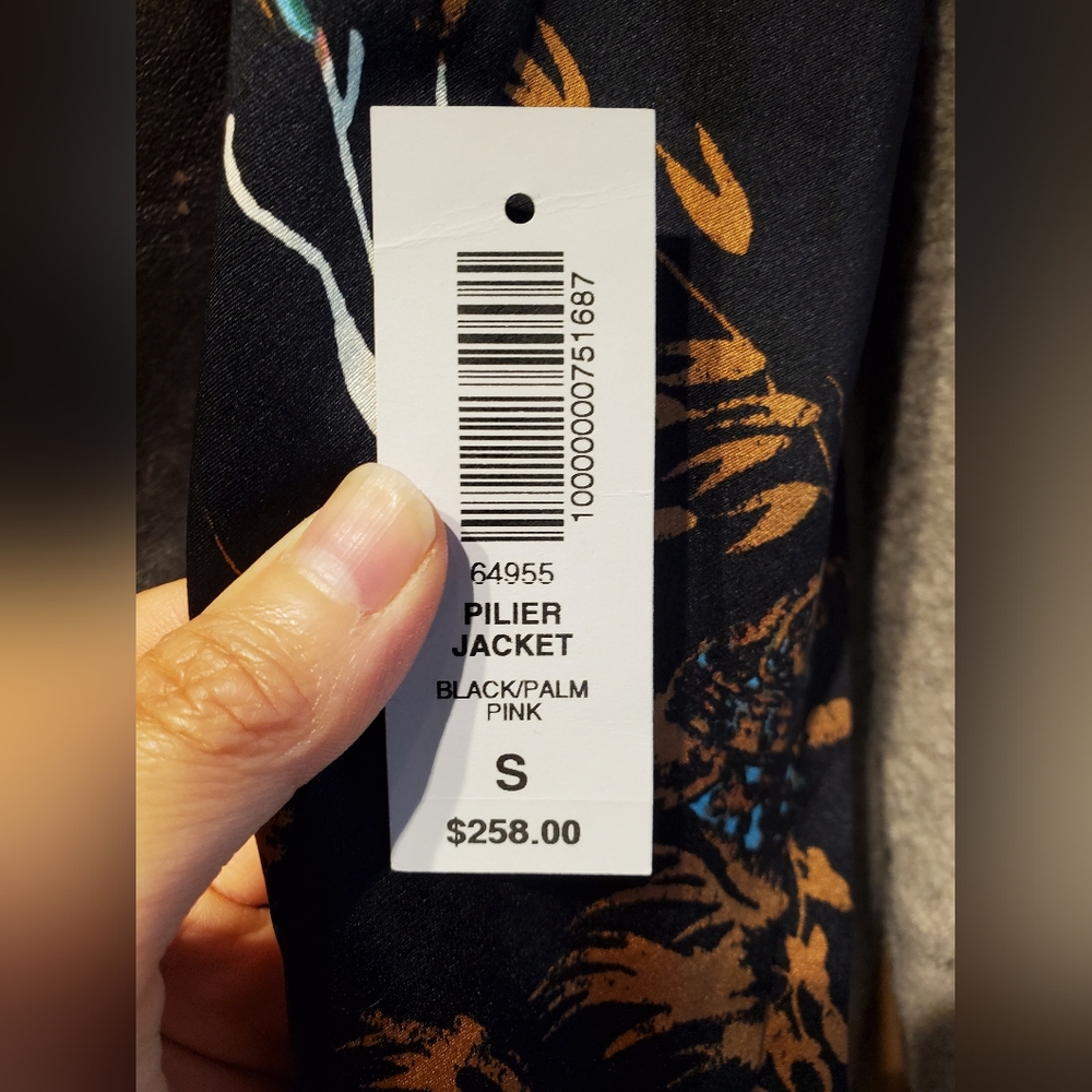 Aritzia Wilfred Silk Pilier Jacket - Picture 8 of 8